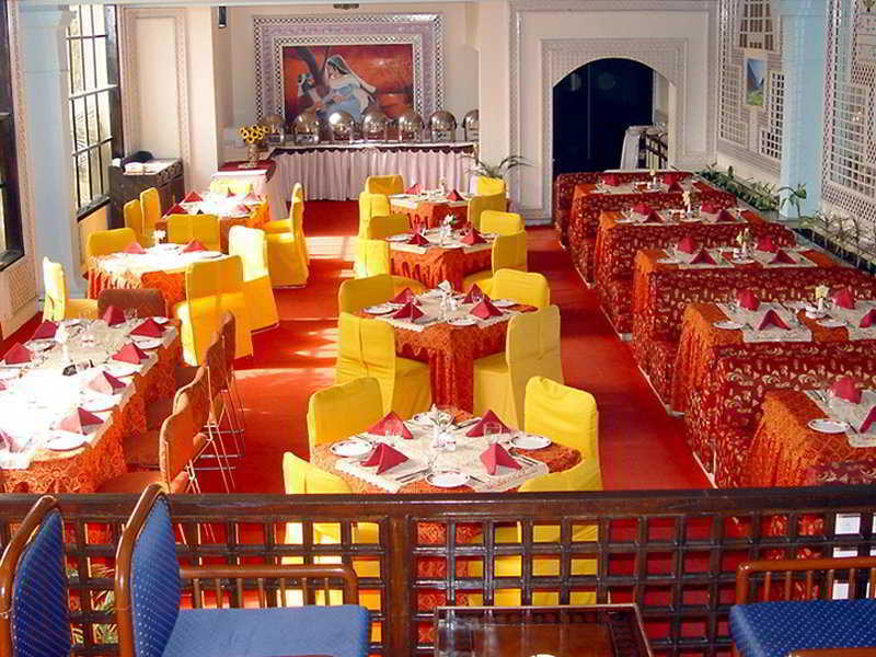 Hotel Yamuna View Агра Экстерьер фото